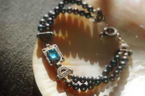 vintage blue topaz pearl bracelet