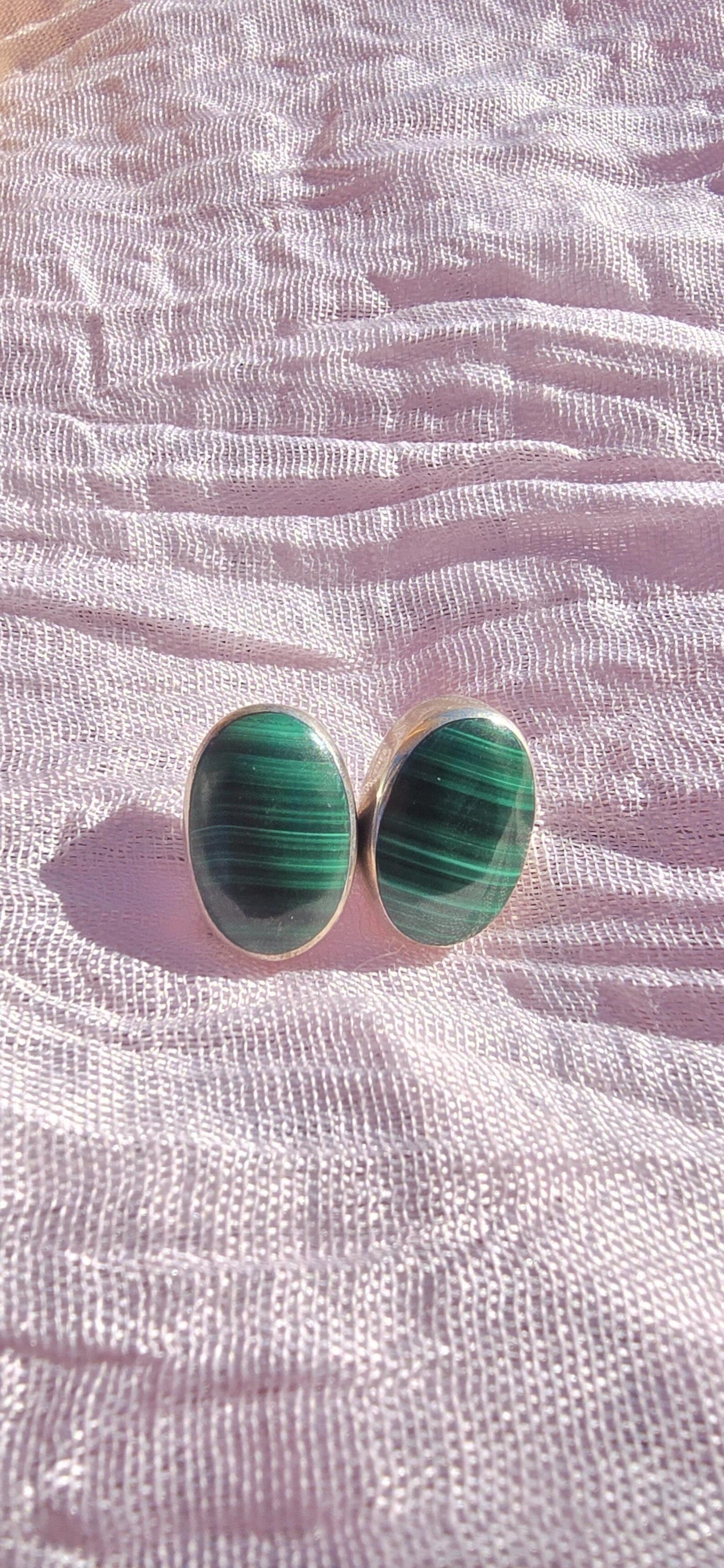 Vintage Taxco sterling silver malachite stud earrings with green gemstone cabochons